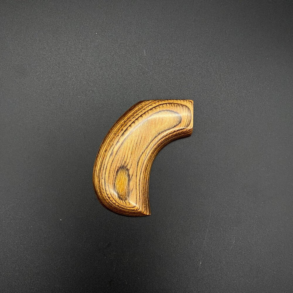 Birdshead Panel Grip